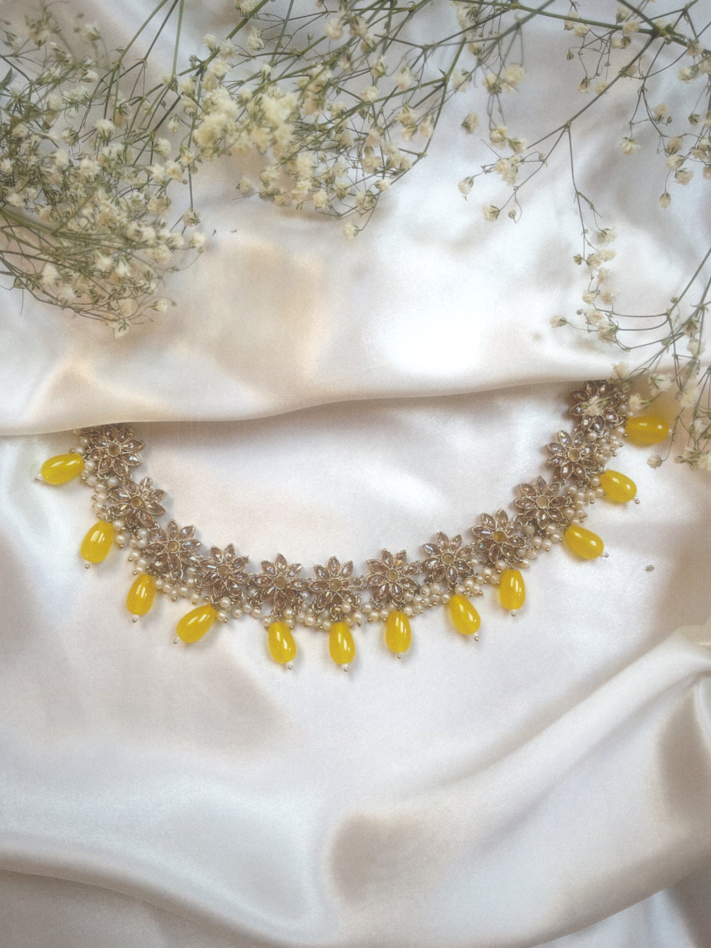 Yellow Necklace With Tikka