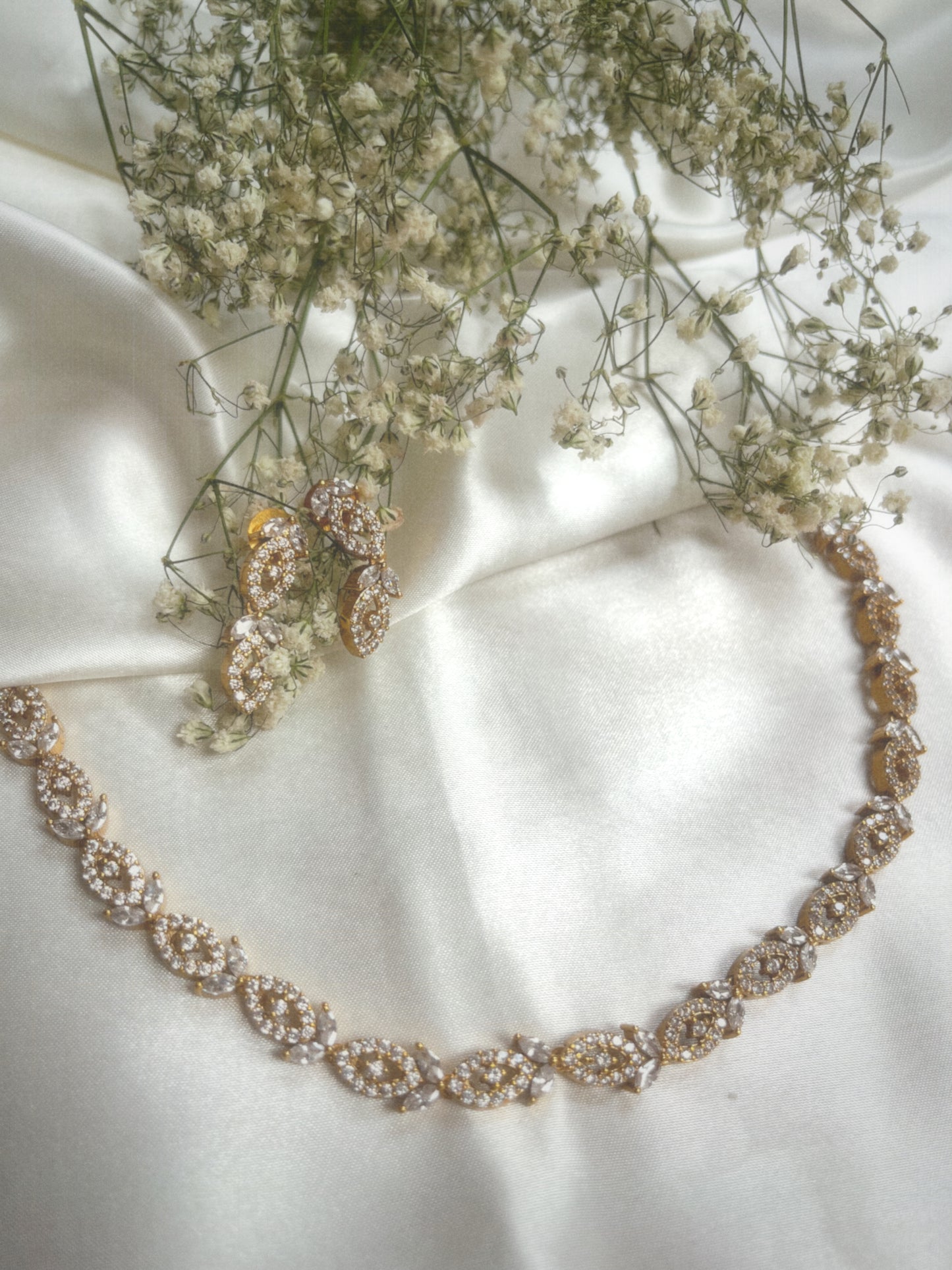 Petal Necklace Set